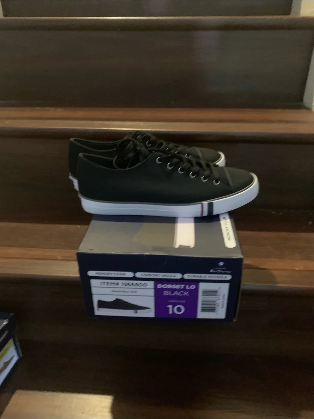 New men’s Ben Sherman Black Canvas Low-Top Sneakers with White Soles. Size 10